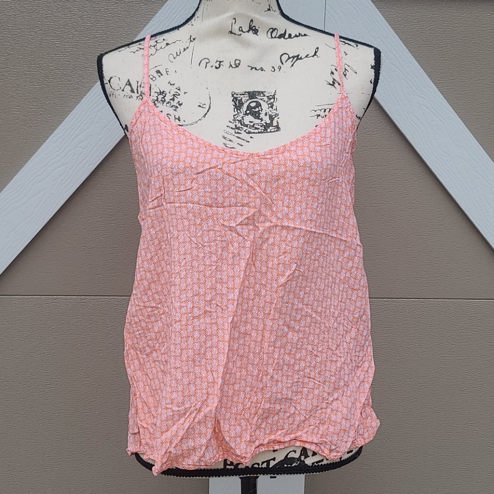 Old Navy Pineapple Tank